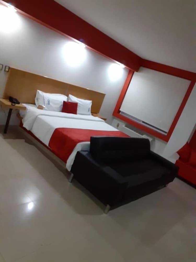 Hotel Ceo 莫雷利亚 外观 照片