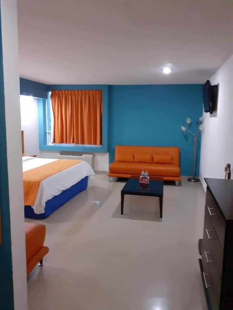 Hotel Ceo 莫雷利亚 外观 照片